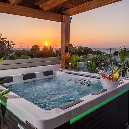 Odyssea Top View & Hot Jacuzzi Front Beach Kremastí 外观 照片