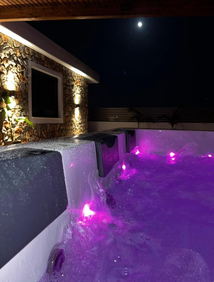 Odyssea Top View & Hot Jacuzzi Front Beach Kremastí 外观 照片
