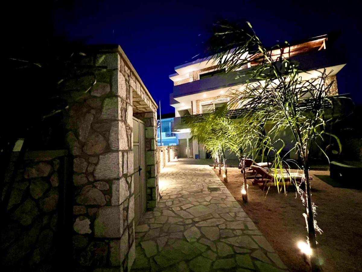 Odyssea Top View & Hot Jacuzzi Front Beach Kremastí 外观 照片