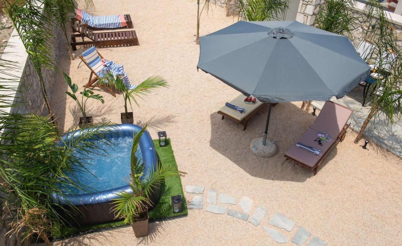 Odyssea Top View & Hot Jacuzzi Front Beach Kremastí 外观 照片