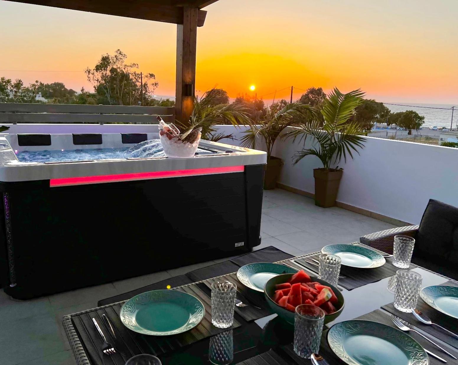 Odyssea Top View & Hot Jacuzzi Front Beach Kremastí 外观 照片