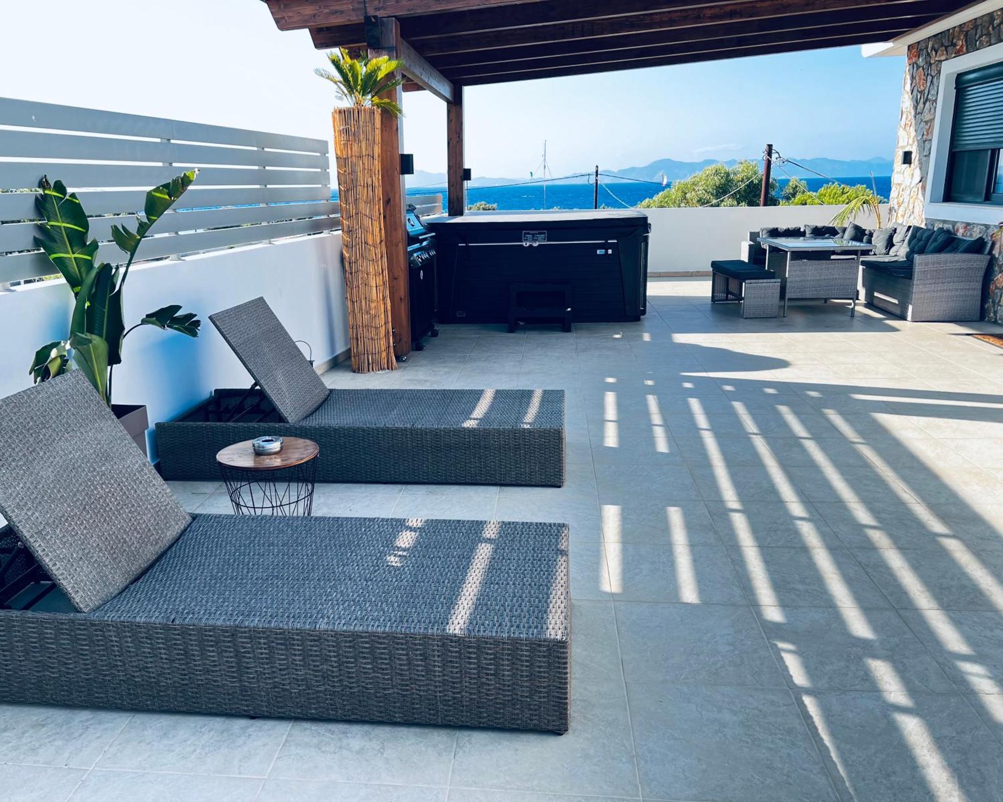 Odyssea Top View & Hot Jacuzzi Front Beach Kremastí 外观 照片