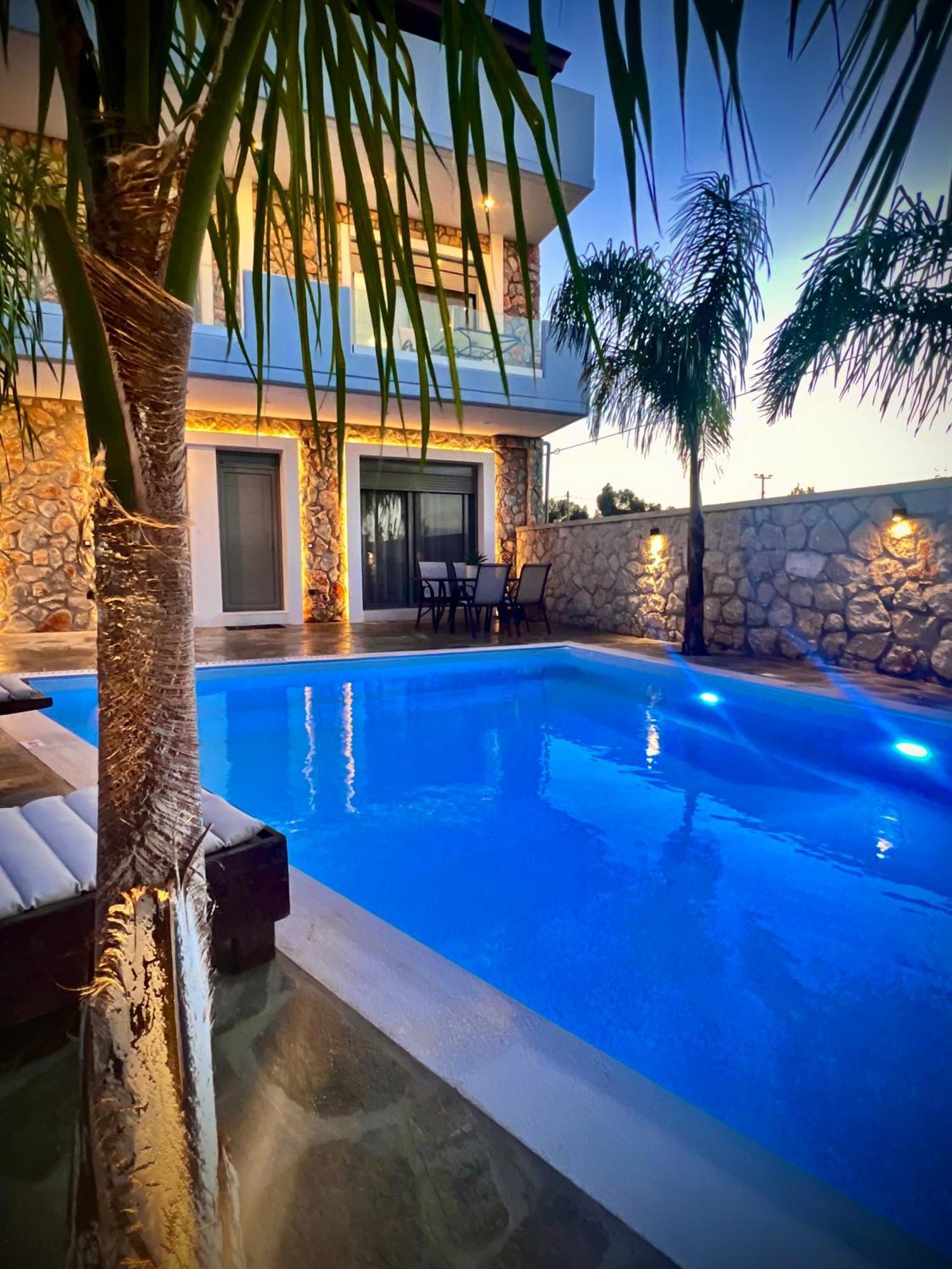 Odyssea Top View & Hot Jacuzzi Front Beach Kremastí 外观 照片